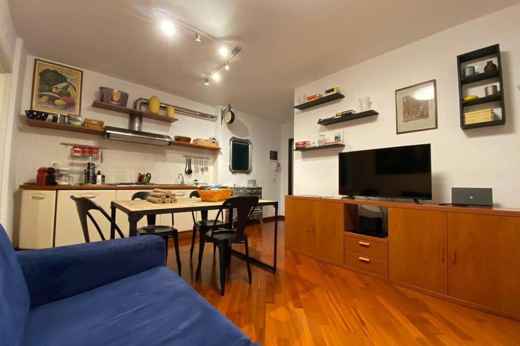 Ferienwohnung Living Rencio: Vicino Al Centro Di Bozen Exterior foto