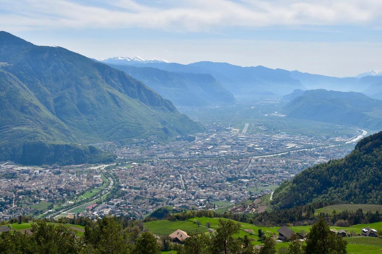Ferienwohnung Living Rencio: Vicino Al Centro Di Bozen Exterior foto