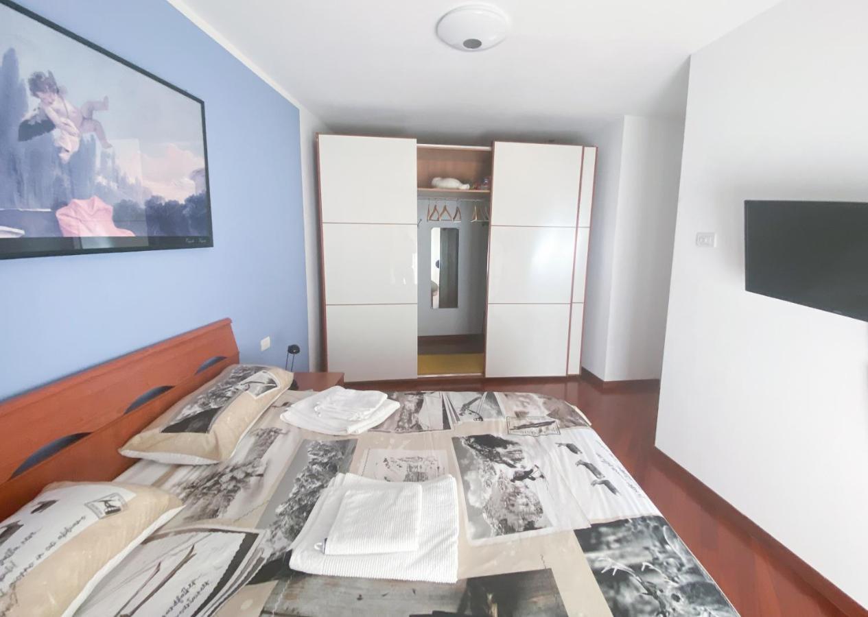 Ferienwohnung Living Rencio: Vicino Al Centro Di Bozen Exterior foto