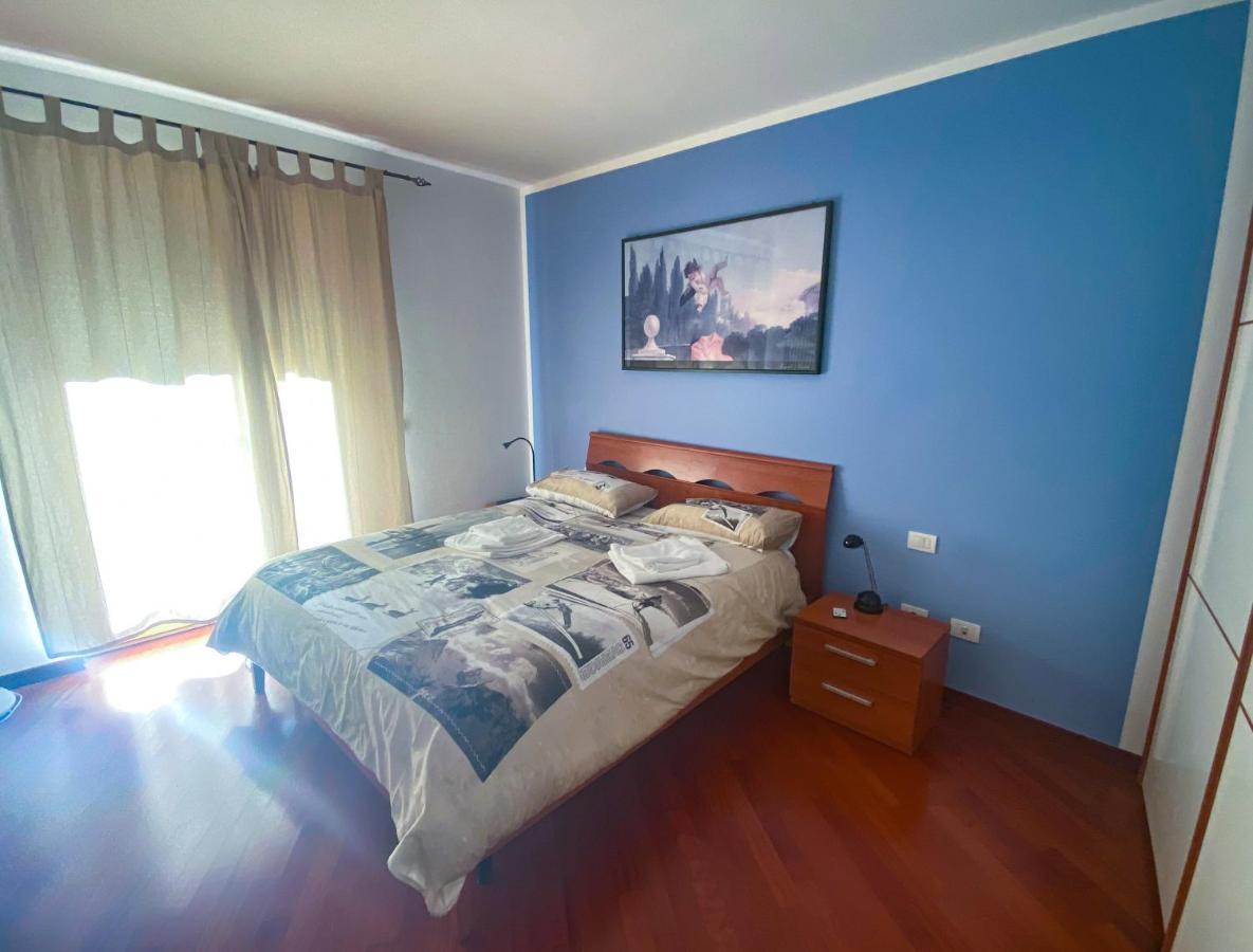 Ferienwohnung Living Rencio: Vicino Al Centro Di Bozen Exterior foto